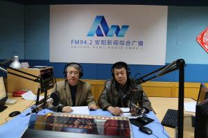 益和熱力公司董事長(zhǎng)、總經(jīng)理?xiàng)钣婪逶谖沂芯W(wǎng)上市民之家與廣大用戶(hù)群眾及網(wǎng)友進(jìn)行了在線(xiàn)交流溝通